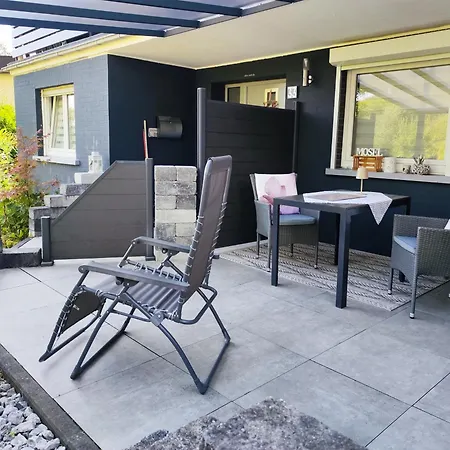 Kleines Moselchalet كوتشيم